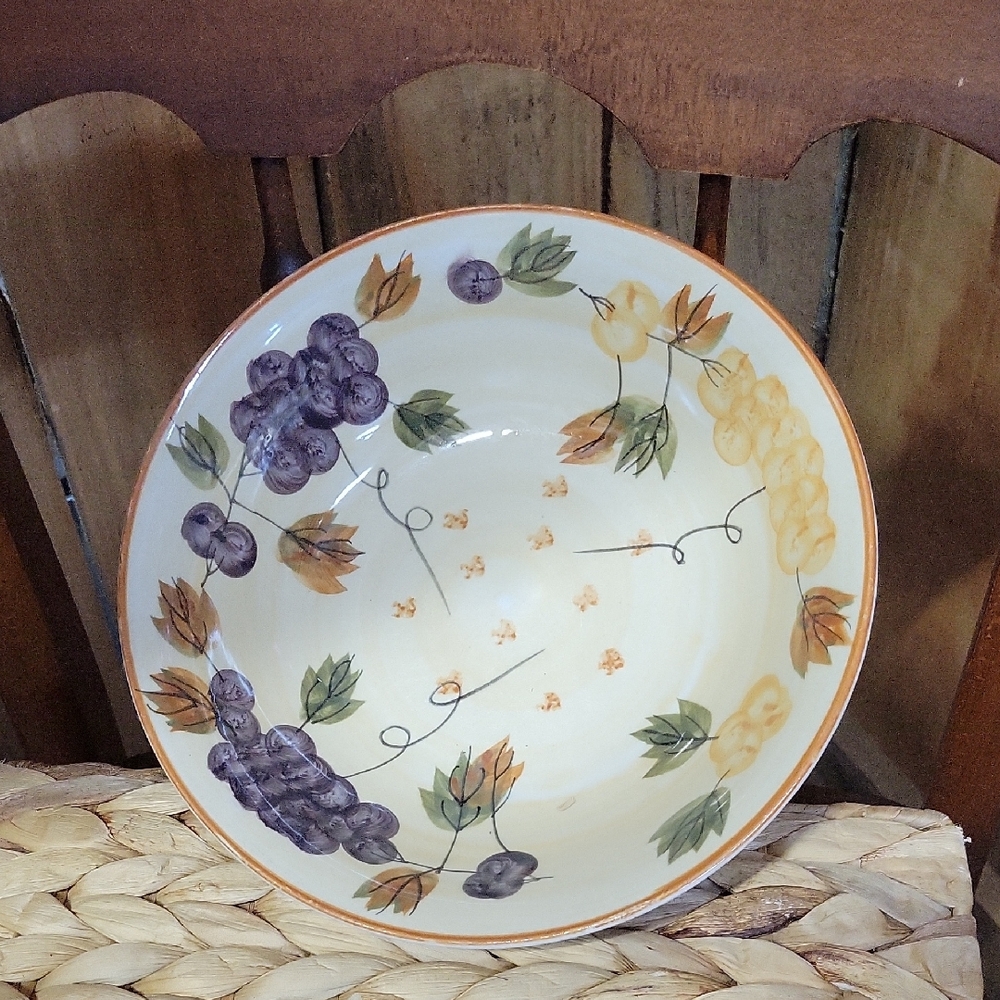 Decorative Fruit Pattern Bowls